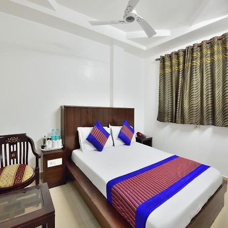 Hotel Sai International New Delhi Exterior photo