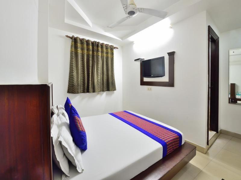 Hotel Sai International New Delhi Exterior photo